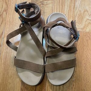 Chaco Sandals Size 9